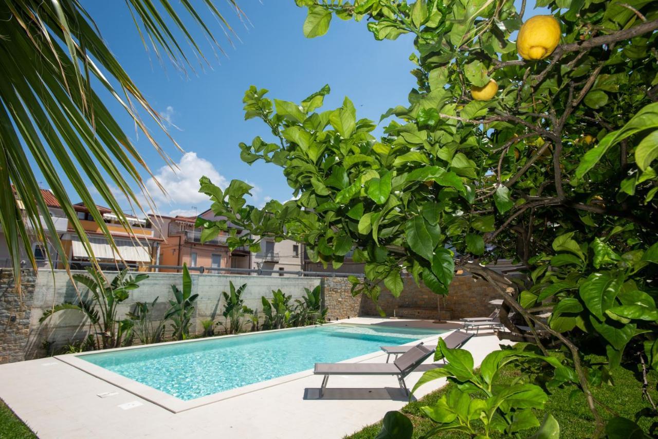 Villa Rosa Residence Санта Мария ди Кастелабате Екстериор снимка
